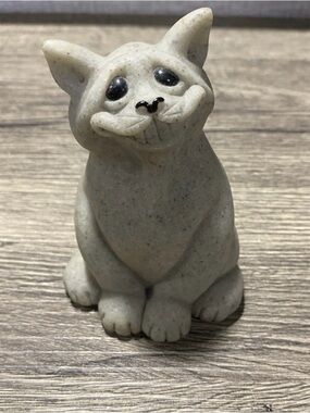 Chico's Quarry Critter Speckled Light Gray Stone Figurine